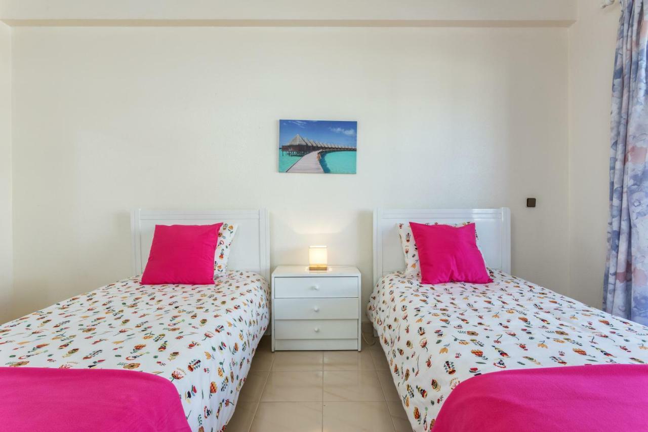 Andorinha 2 Bedroom Apart-Close To The Sea-Algarve Porches  Buitenkant foto